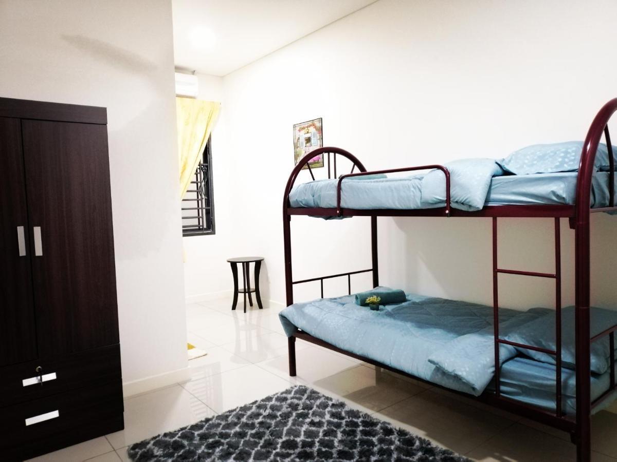 A&D Home-Stay @Kota Warisan, Sepang Exterior foto